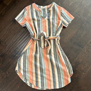 Girls Dress- multi colored, knee-length, short sleeved, size 8